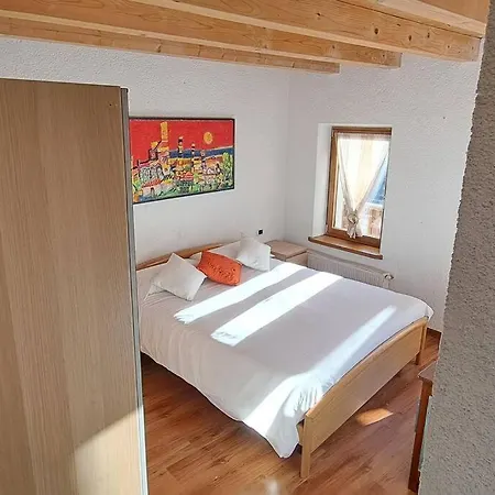 In Cima Alla Contrada