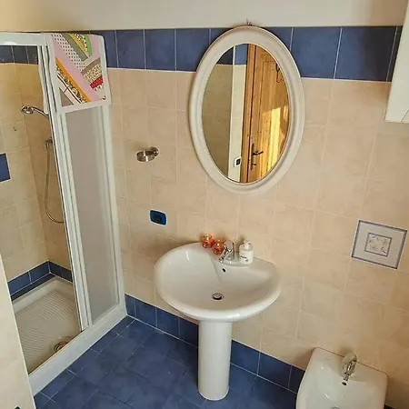 In Cima Alla Contrada Apartment *