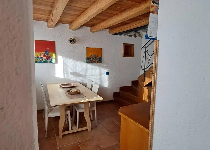 In Cima Alla Contrada *