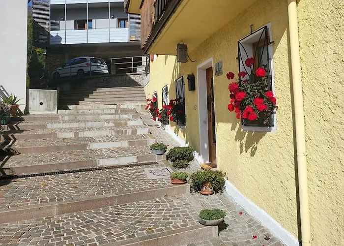 In Cima Alla Contrada Апартаменты *